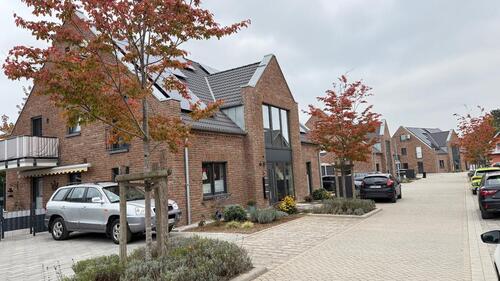 Foto - 3-Zi.-Whg. mit Balkon + Klimaanlage (Garage & Garten optional)