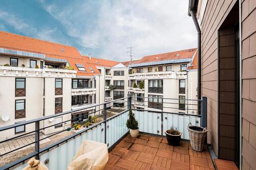 Foto - Helle 3-Zi.-Wohnung mit Altbaucharme und Balkon in A-Oberhausen
