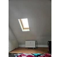 Zimmer zu mieten - 370,00&nbsp;EUR Kaltmiete, ca.&nbsp; 70,00&nbsp;m&sup2; in Saarbrücken (PLZ: 66121) Eschberg