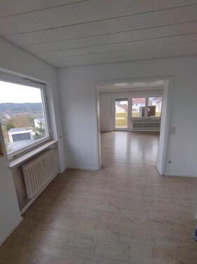 Foto - Wohnen oder Hausen? Renovierte 4 Zi Wohnung