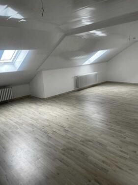 Foto - DG Wohnung - 650,00 EUR Kaltmiete,