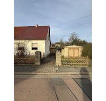 Doppelhaushälfte - 38.000,00&nbsp;EUR Kaufpreis, ca.&nbsp; 90,00&nbsp;m&sup2; in Mansfeld (PLZ: 06348) Großörner