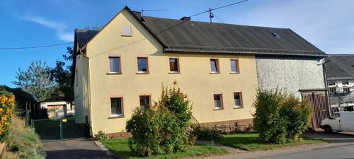 Foto - GERÄUMIGES BAUERNHAUS IM HUNSRÜCK ZUR PFERDEHALTUNG