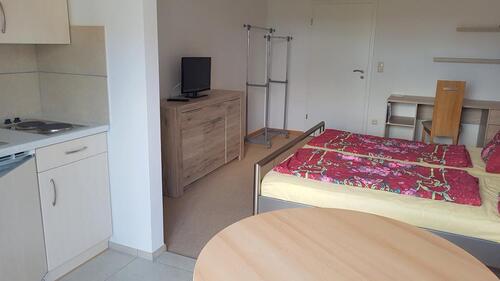 Foto - 1 Zi möbliert -32 qm- 15 km nach Regensburg