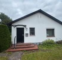 Grundstück mit Altbestand - Ihre Chance auf ein neues Zuhause ! - Neumünster Brachenfeld/Ruthenberg Grundstück mit Altbestand - Ihre Chance auf ein neues Zuhause ! - Neumünster Brachenfeld/Ruthenberg