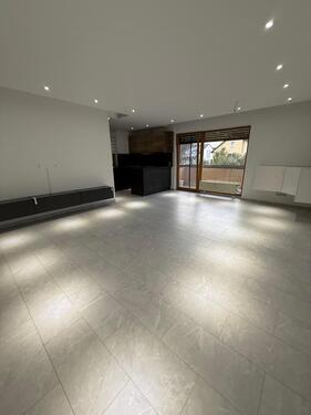 Foto - Moderne 3-Zimmer -Wohnung mit neuer Küche, 2 BalkonenStellplatz