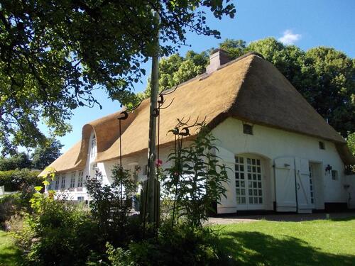 Foto - Traum unter Reet, Friesenhaus, EFH oder Ferienhaus, 25917 Stadum