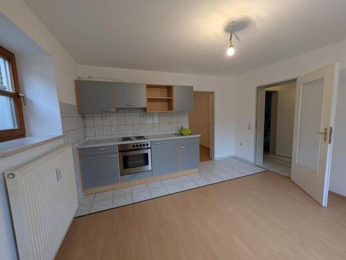 Foto - Gemütliche 1,5-Zi.-Souterrainwohnung mit EBK & Stellplatz