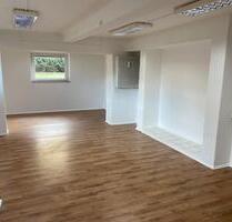 Büro oder Studio zu vermieten - 595,00 EUR Kaltmiete, in Duisburg (PLZ: 47259) Huckingen