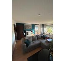 5 Zimmer Wohnung in Theilheim - 880,00 EUR Kaltmiete, in Waigolshausen (PLZ: 97534)