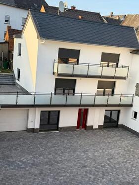 Foto - Haus mit 3 Wohneinheiten in zentraler Lage