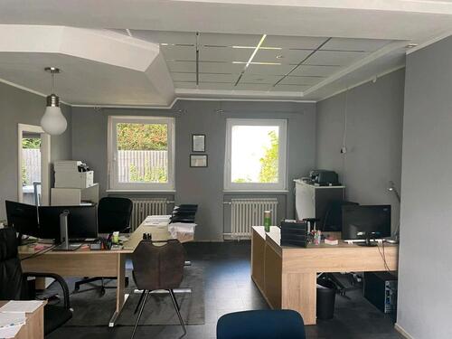 Foto - Büro zu vermieten, möbliert, mit wc