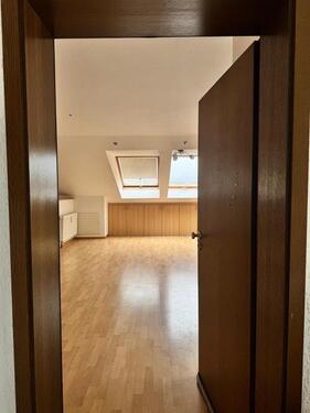 Foto - 4 ZKB. DG. Wohnung - 650,00&nbsp;EUR Kaltmiete, ca.&nbsp; 76,00&nbsp;m&sup2;