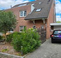 Gepflegte Doppelhaushälfte mit Garten in Erkelenz-Lövenich