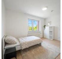 Zimmer zu vermieten - 25,00&nbsp;EUR Kaltmiete, ca.&nbsp; 50,00&nbsp;m&sup2; in Plön (PLZ: 24306)