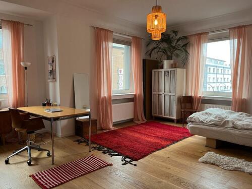 Foto - 16.03.-23.03. Helle Altbauwohnung in Messenähe