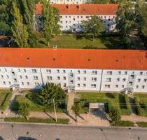 Kleine Dachwohnung für Singls - 264,00&nbsp;EUR Kaltmiete, ca.&nbsp; 44,00&nbsp;m&sup2; in Staßfurt (PLZ: 39418)