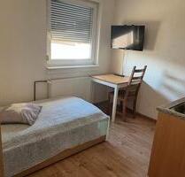 Kleine vollmöblierte Wohnung Apartment für eine Person - Hanau Großauheim
