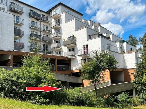 Foto - Auto Kfz Tiefgarage Stellplatz überdacht