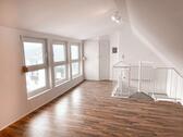 Foto - Helle Dachgeschoss-Maisonette-Wohnung mit Garage in direkter Stadtnähe