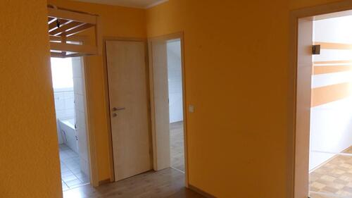 Foto - Helle 3 Zimmer Dachgeschosswohnung