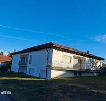 Zu Verkaufen, Einfamilienhaus mit viel Platz - Dietingen