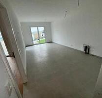 Moderne 2-Zimmer Neubau DG-Wohnung in Ölbronn-Dürrn