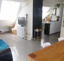 Teilmöblierte 3,5 Zimmer Maisonette- Wohnung in Kornwestheim - Stuttgart Stuttgart-Süd