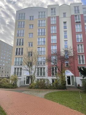Foto - 3 Zimmerwohnung am Alexanderplatz EG eigner Garten TG Möbliert Doorman
