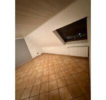 ZU sofort 80m2 Dachgeschosswohnung Misburg - Hannover