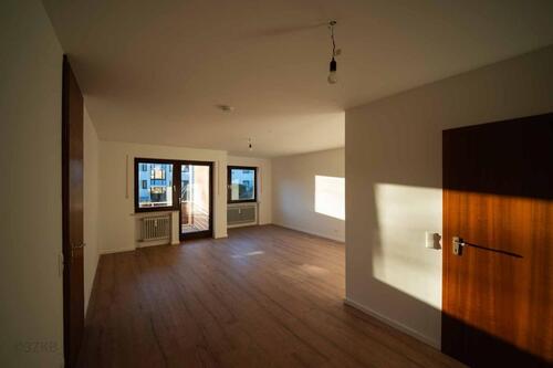 Foto - Neu renovierte 3 Zi-Wohnung mit Balkon