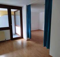 Charmante 2,5-Zimmer-Wohnung mit Loggia und Tiefgaragenstellplatz - Konstanz Konstanz-Fürstenberg
