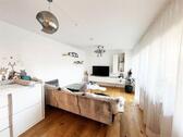Foto - Moderne Erdgeschosswohnung mit Terrasse, Gartenanteil & TG-Stellplatz