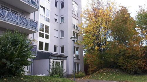 Foto - 2-Zi-Whg mit Balkon Ortsrandlage Wohnen im Grünen