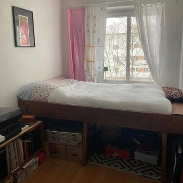 Foto - WG Zimmer Untermiete 2 Monate - 400,00&nbsp;EUR Kaltmiete, ca.&nbsp; 10,00&nbsp;m&sup2;