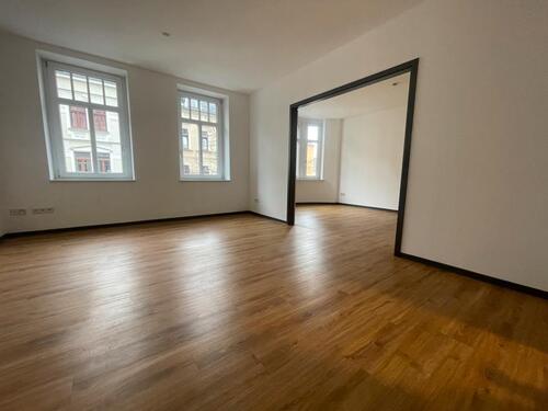 Foto - Top! 3 Räume, Bodenheizung, Balkon, Wanne + Dusche!