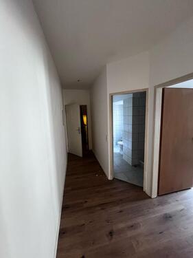 Foto - Renovierte 2 Zimmer Wohnung in zentraler Lage