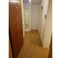 Renovierte 2-Zimmer-Wohnung 1.OG in Solln - München Thalkirchen-Obersendling-Forstenried-Fürstenried-S