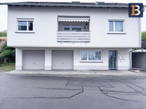 Foto - Helle, gemütliche Dachgeschoss-Wohnung in Bad-Bellingen mit Garage und Freisitzplatz