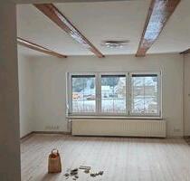 Ein Haus Eine Doppelhaushälfte in Zwota zu verkaufen - Klingenthal