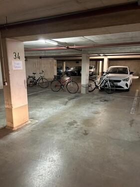 Foto - Garage zu vermieten - 80,00 EUR Miete,
