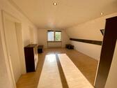 Foto - Helle Galerie-Dachgeschosswohnung in Eberstadt - Provisionsfrei