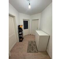 Wohnung mit Balkon, ca. 68 Quadratmeter, am Ende vom Damenviertel - Jena Burgau