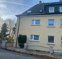3 Zimmer Wohnung mit großem Balkon in ruhiger Lage - Hof Neuhof