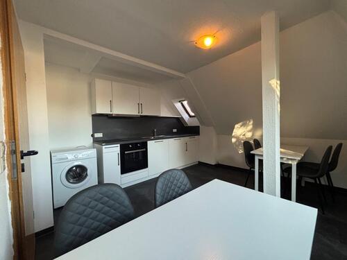 Foto - Schönes, voll möbliertes Zimmer mit eigenem Bad – alles inkl.