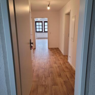 Foto - schöne neu sanierte 4,5-Zimmer-Wohnung in Mitwitz ab 01. April
