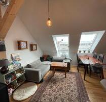 Moderne Helle Renovierte Dachgeschosswohnung zur Untermiete - Berlin Neukölln