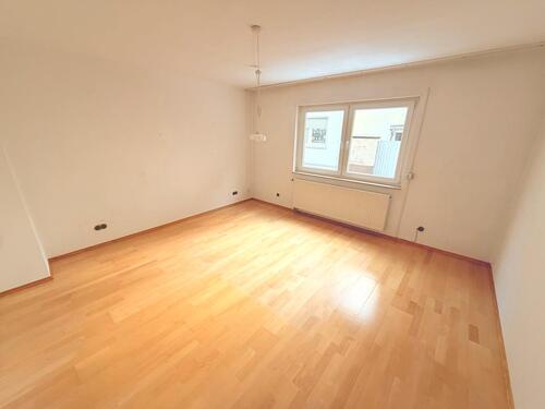 Foto - 9 Zimmer Mehrfamilienhaus, Wohnhaus zum Kaufen in Kaiserslautern