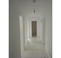 Verkaufe helle gut geschnittene 3 Zimmer Wohnung zum kaufen - Nürnberg Eberhardshof