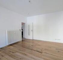 Renovierte 4-Zimmer Wohnung am Schloss Charlottenburg - Berlin Charlottenburg-Wilmersdorf